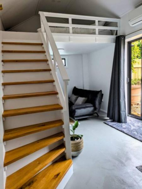 Tony's Tiny Home, Griffith City